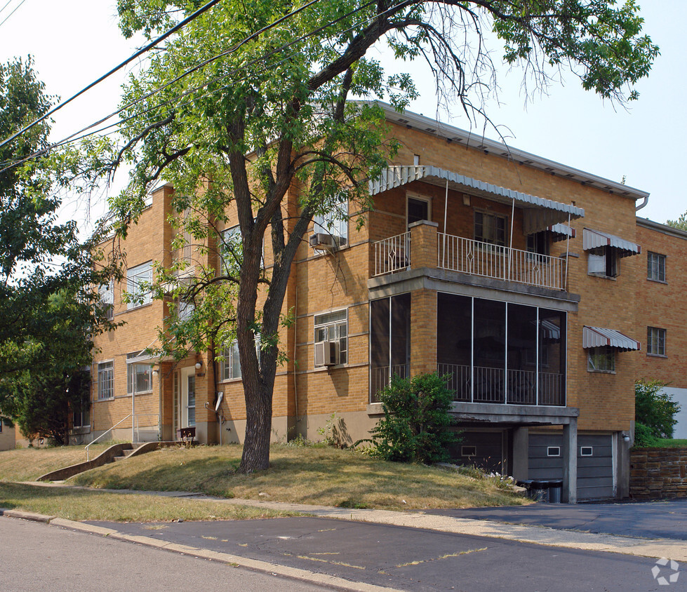 Foto del edificio - 2466 Ferguson Rd