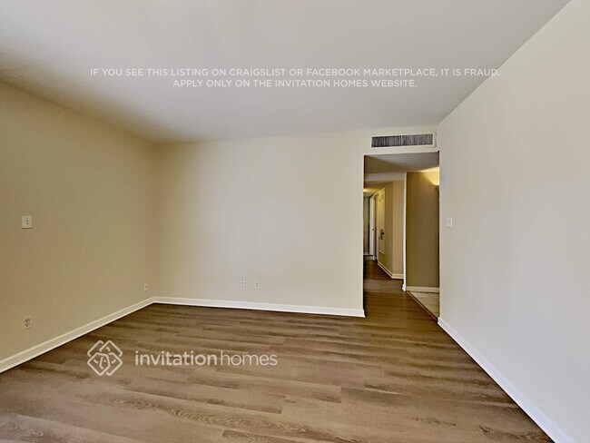 Foto del edificio - 2421 E Sylvia St
