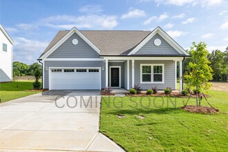 Building Photo - 1122 Links Crossing Dr