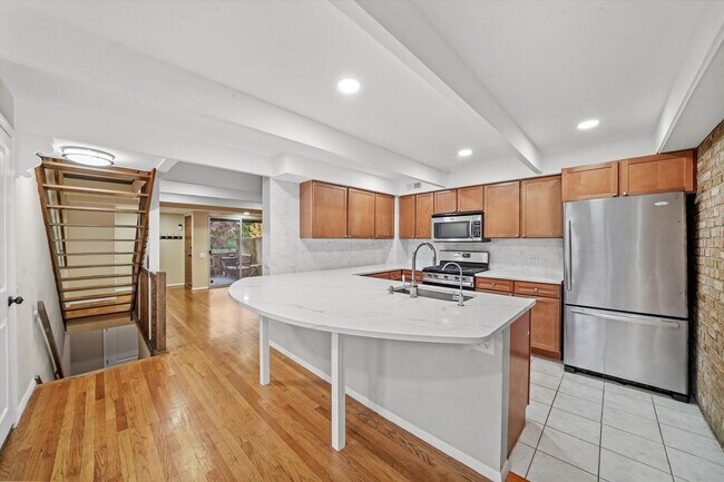 Foto del edificio - 406 S Lageschulte St