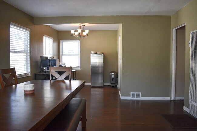 Building Photo - Family-Friendly 3BR/2BA with Gazebo, Plays...