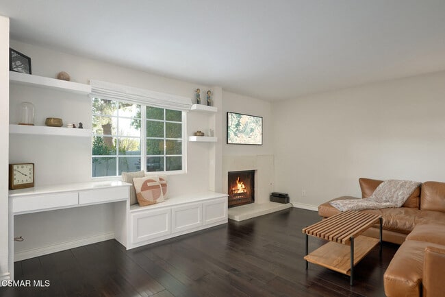 Foto del edificio - 1988 Olivewood Ct