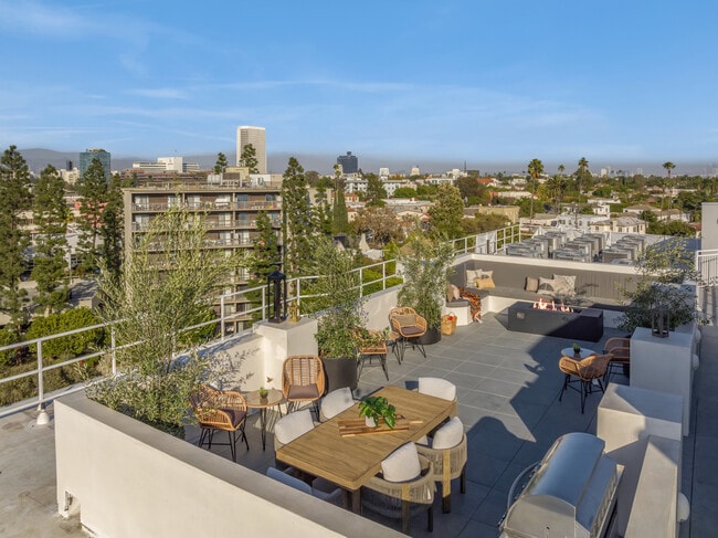 Building Photo - The Spaulding