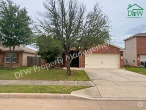 Building Photo - 10009 Iron Ridge Dr