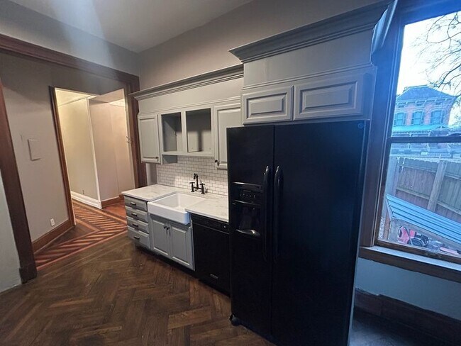 Foto del edificio - 644 Dayton St