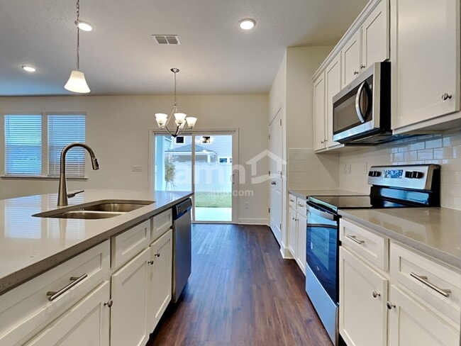 Building Photo - 10717 Coleman Rd