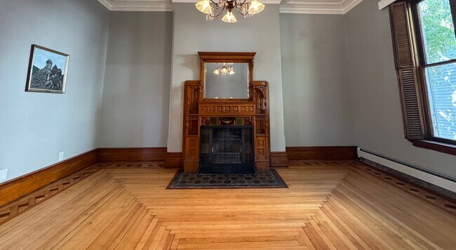 Foto del edificio - 349 6th Ave S