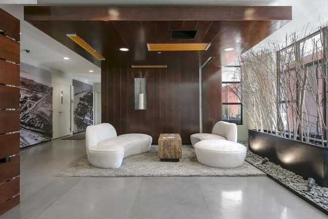 Foto del edificio - Refined Urban Condominium at Jack London S...