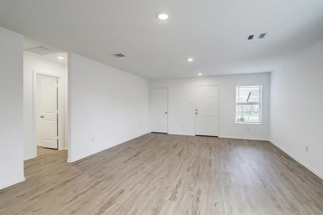 Building Photo - 4134 Zavala Ml St