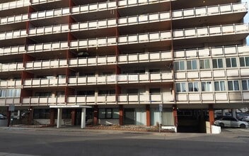 Building Photo - 1121 Albion St