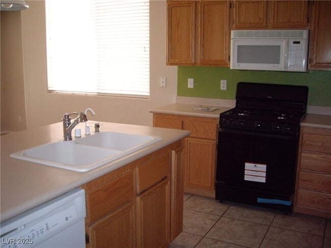 Foto del edificio - 9563 W Cherokee Ave