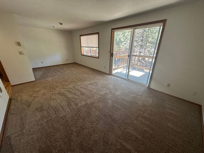 Building Photo - westpine