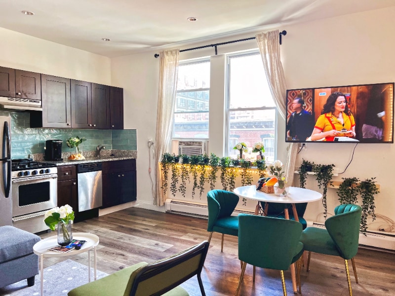 Photo - 2402 Spruce St (Philadelphia, PA)