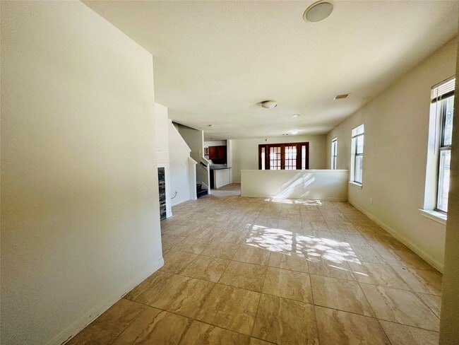 Foto del edificio - 6602 Providence View Ln
