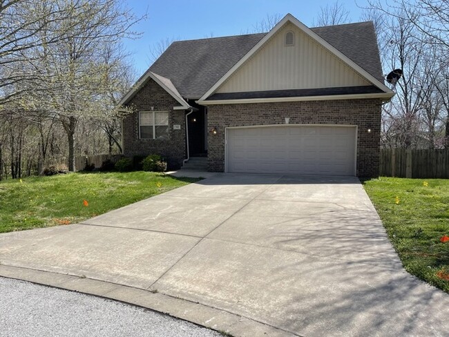 Building Photo - 508 E Mitchell Ct, Republic, MO, 65738