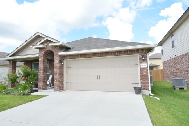 Building Photo - 6019 Ambrose Cir