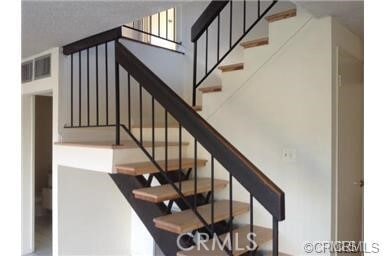 Foto del edificio - 2030 Country Canyon Rd