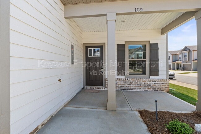Building Photo - 1115 Jolly Ln