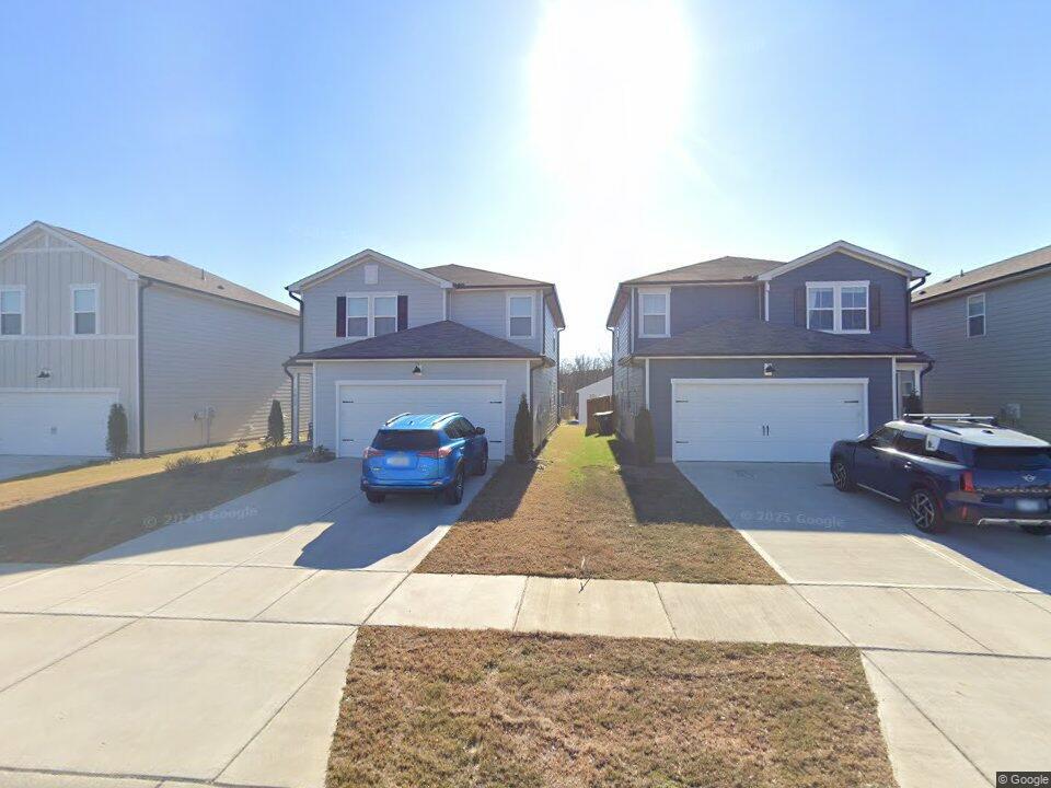 Primary Photo - 1632 Gdn Psge Dr