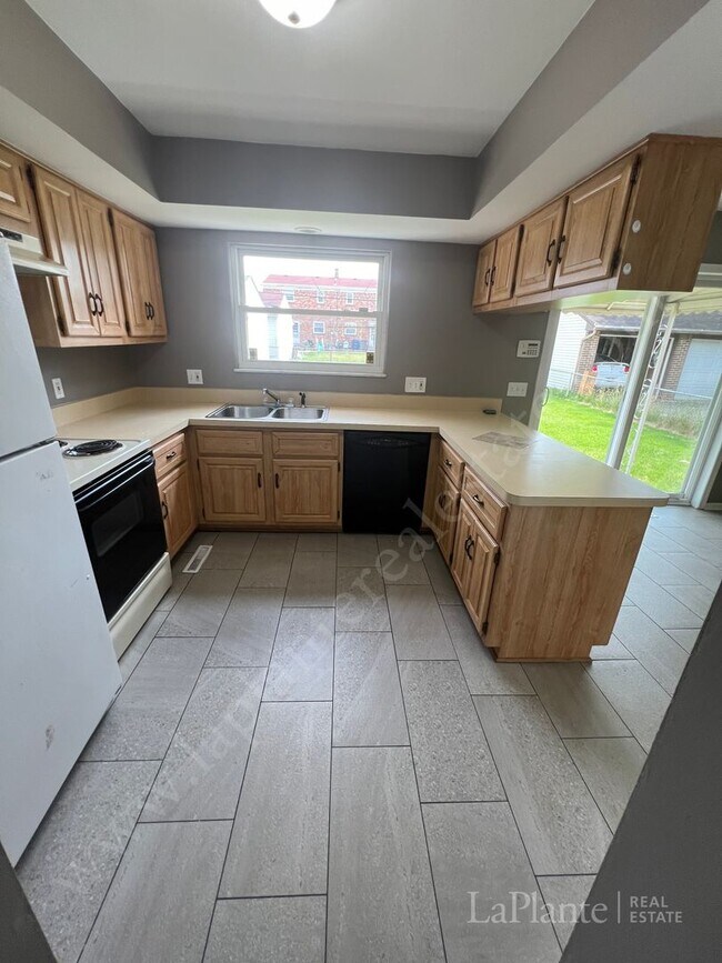 Building Photo - 745 Gribbin Ln.