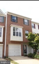 Building Photo - 13180 Diamond Mill Dr