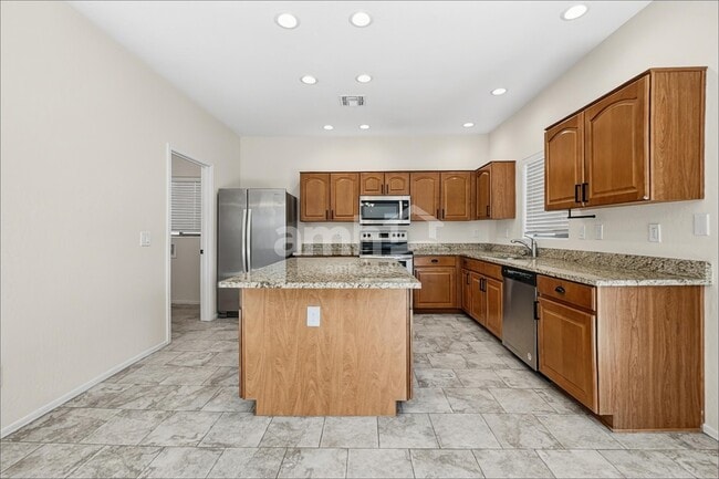 Building Photo - 17238 W Maui Ln