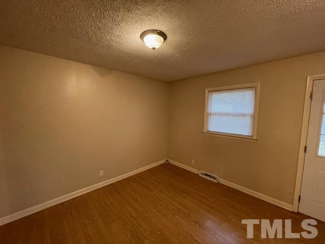Foto del edificio - 2758 Powhatan Rd