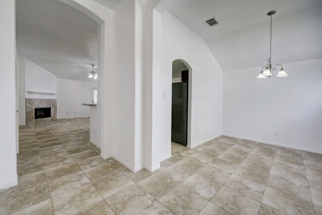 Foto del edificio - 25407 Clover Ranch Dr