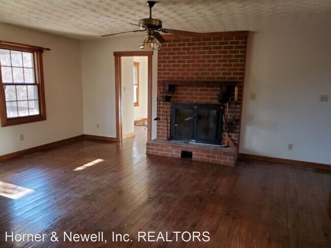 Building Photo - 3 br, 2 bath House - 11900 Coalboro Road