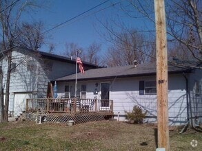 Building Photo - 416 W Krekel St