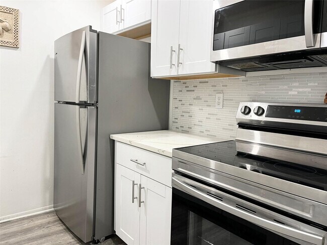 Foto del edificio - 4135 NW 88th Ave