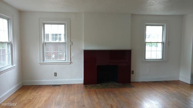 Building Photo - 3904 Beechwood Blvd