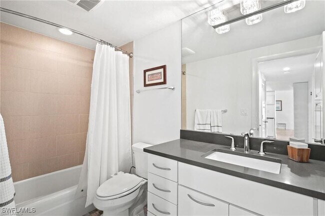 Foto del edificio - 240 Seaview Ct