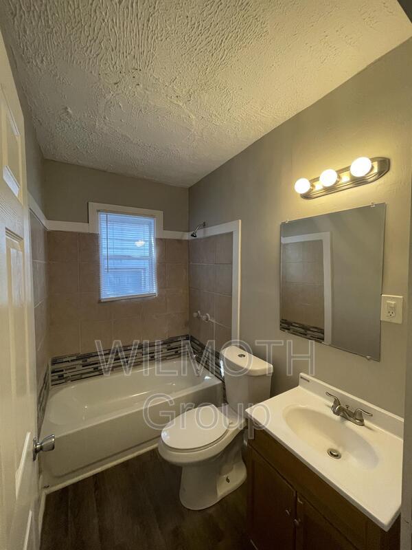 Foto del edificio - 2865 E Brookside Ave