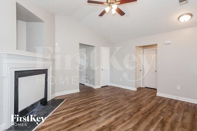Building Photo - 2640 Reid Park Ln