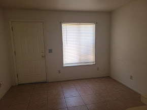 Building Photo - Open , bright, airy all tile unit
