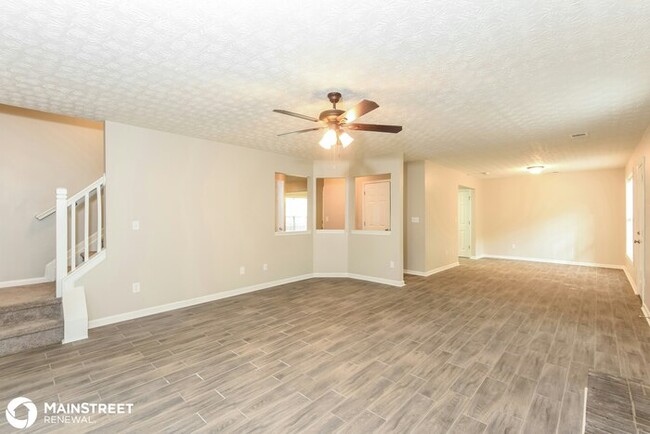 Foto del edificio - 2404 Miller Oaks Cir