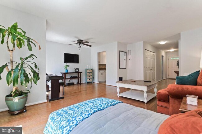 Foto del edificio - 2343 Millennium Ln