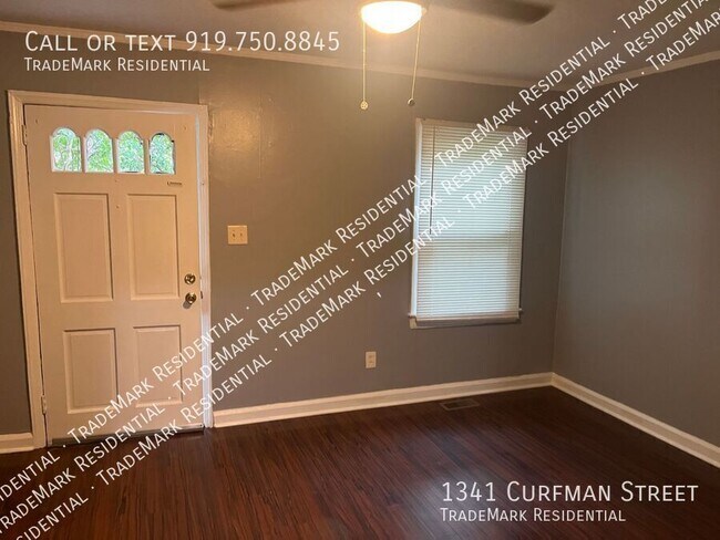 Building Photo - 1341 Curfman St