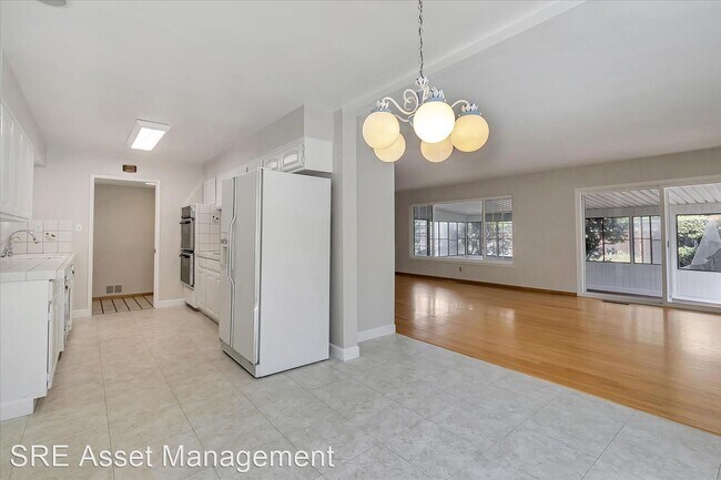 Foto del edificio - 3 br, 3 bath House - 2630 Media Way