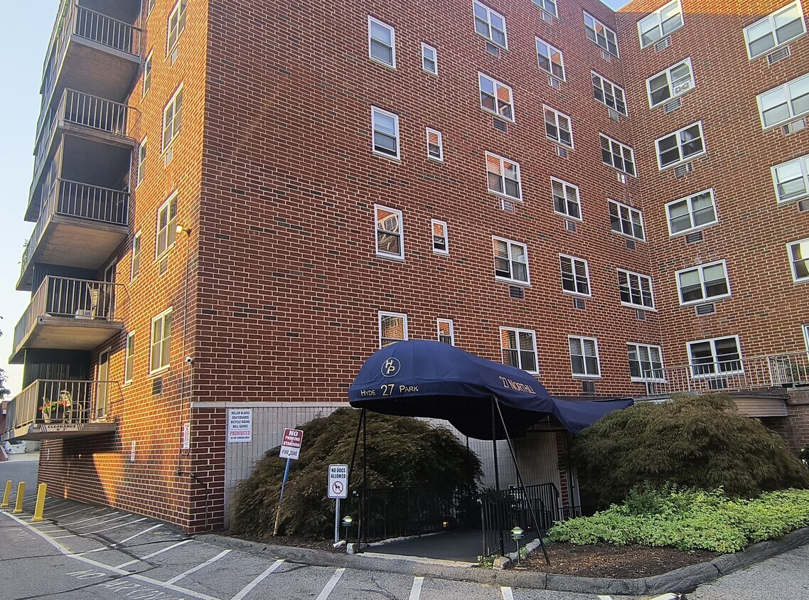 Foto principal - 27 Northill St