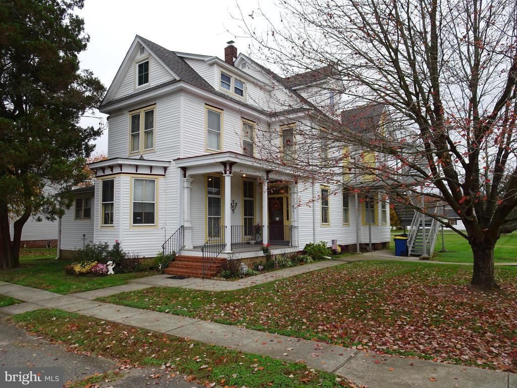 Primary Photo - 200 Jefferson St