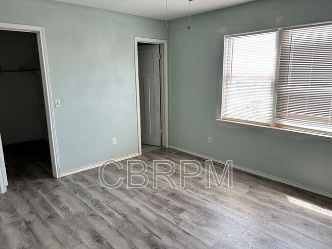 Foto del edificio - 9515 Canton Ave