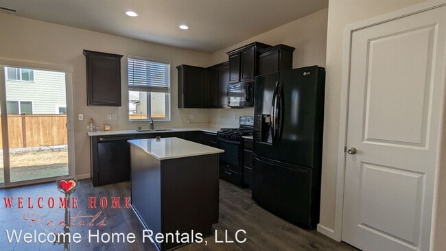 Foto del edificio - 3 br, 2.5 bath House - 19003 112th Ave. Ct. E