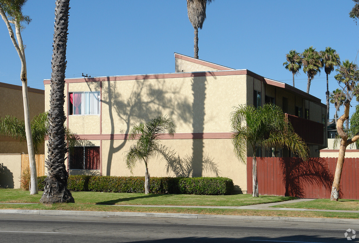 Foto del edificio - 531 W Channel Islands Blvd