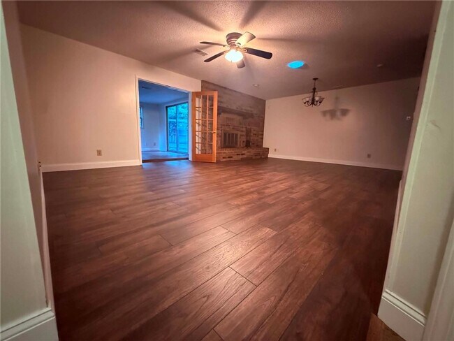 Foto del edificio - 3761 N Whippoorwill Ct