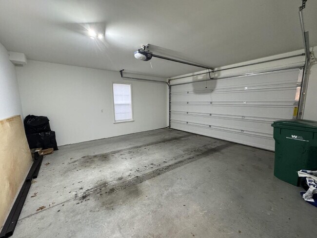 Foto del edificio - 661 Buck Drive
