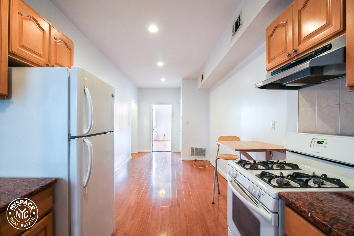 30 Driggs Ave, Brooklyn, NY 11222 Apartments in Brooklyn, NY