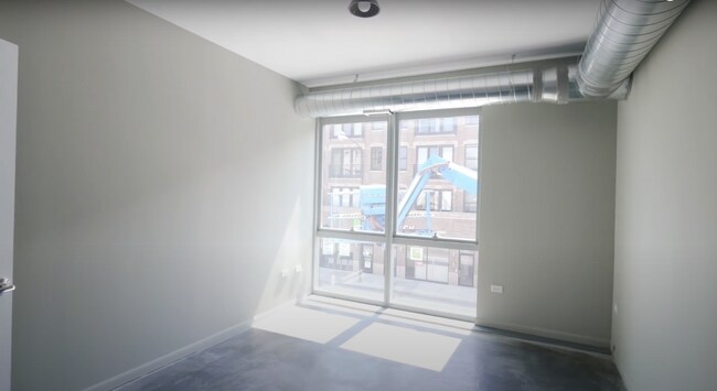 Foto del edificio - 1722 W Division St