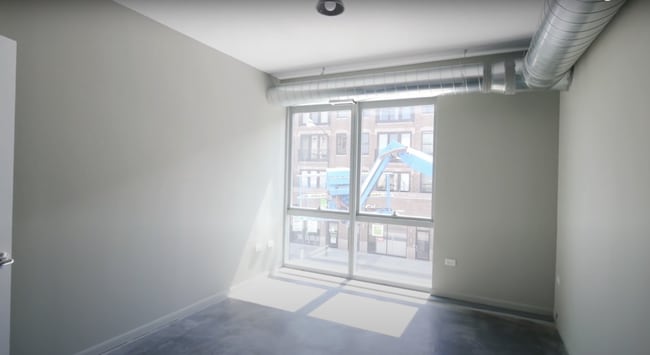 Building Photo - 1722 W Division St